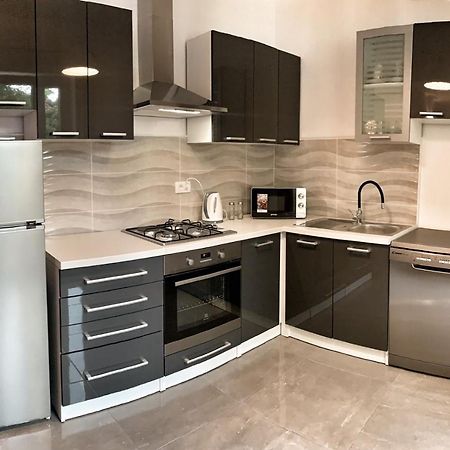 Apartment Lea Mataija โนวีวีโนดอลสกี ภายนอก รูปภาพ