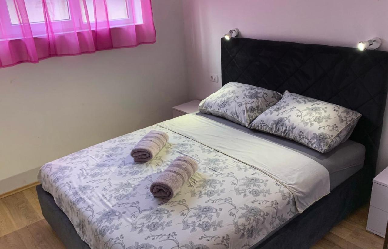 Apartment Lea Mataija โนวีวีโนดอลสกี ภายนอก รูปภาพ