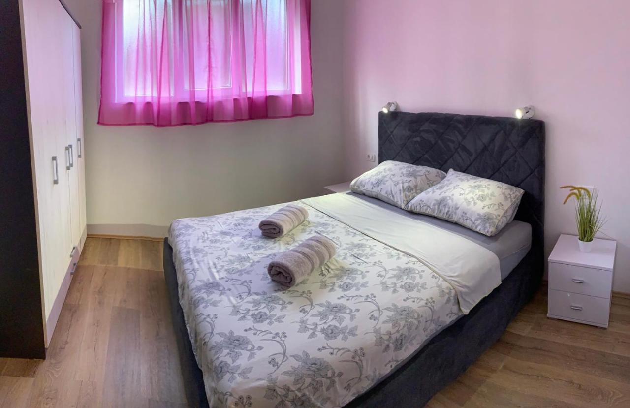 Apartment Lea Mataija โนวีวีโนดอลสกี ห้อง รูปภาพ